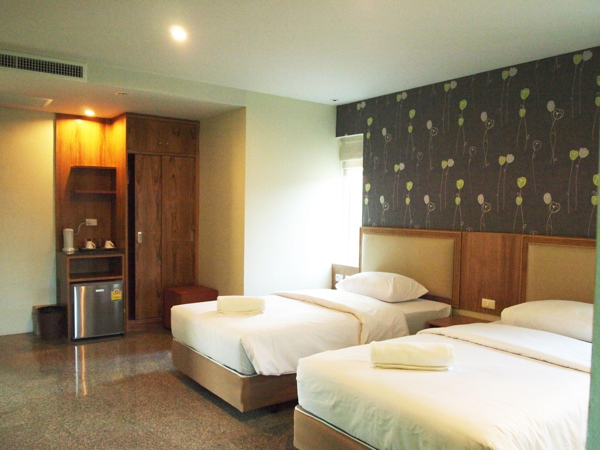 Phuket Ecozy Hotel Patong