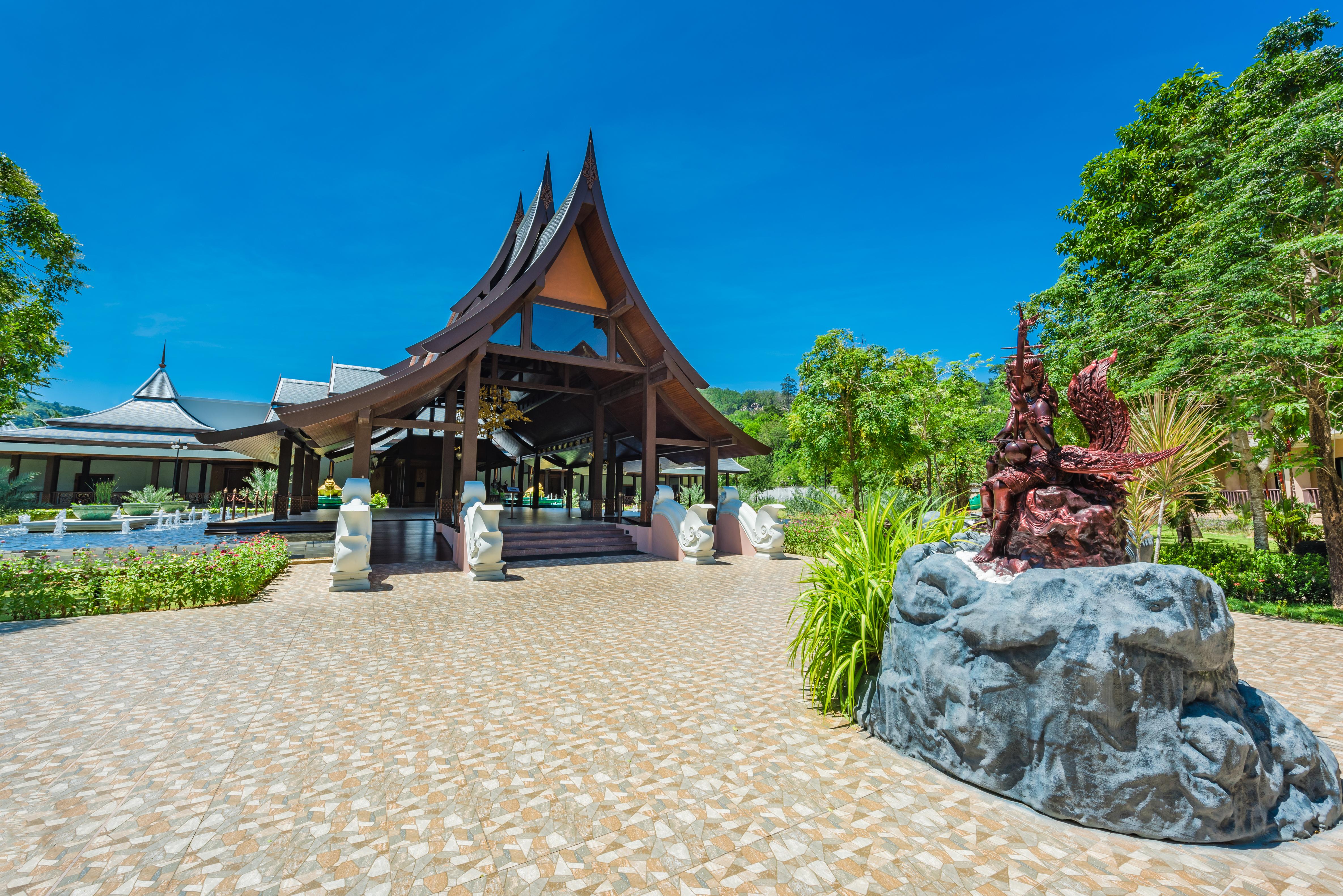 Duangjitt And - Sha Resort 5*