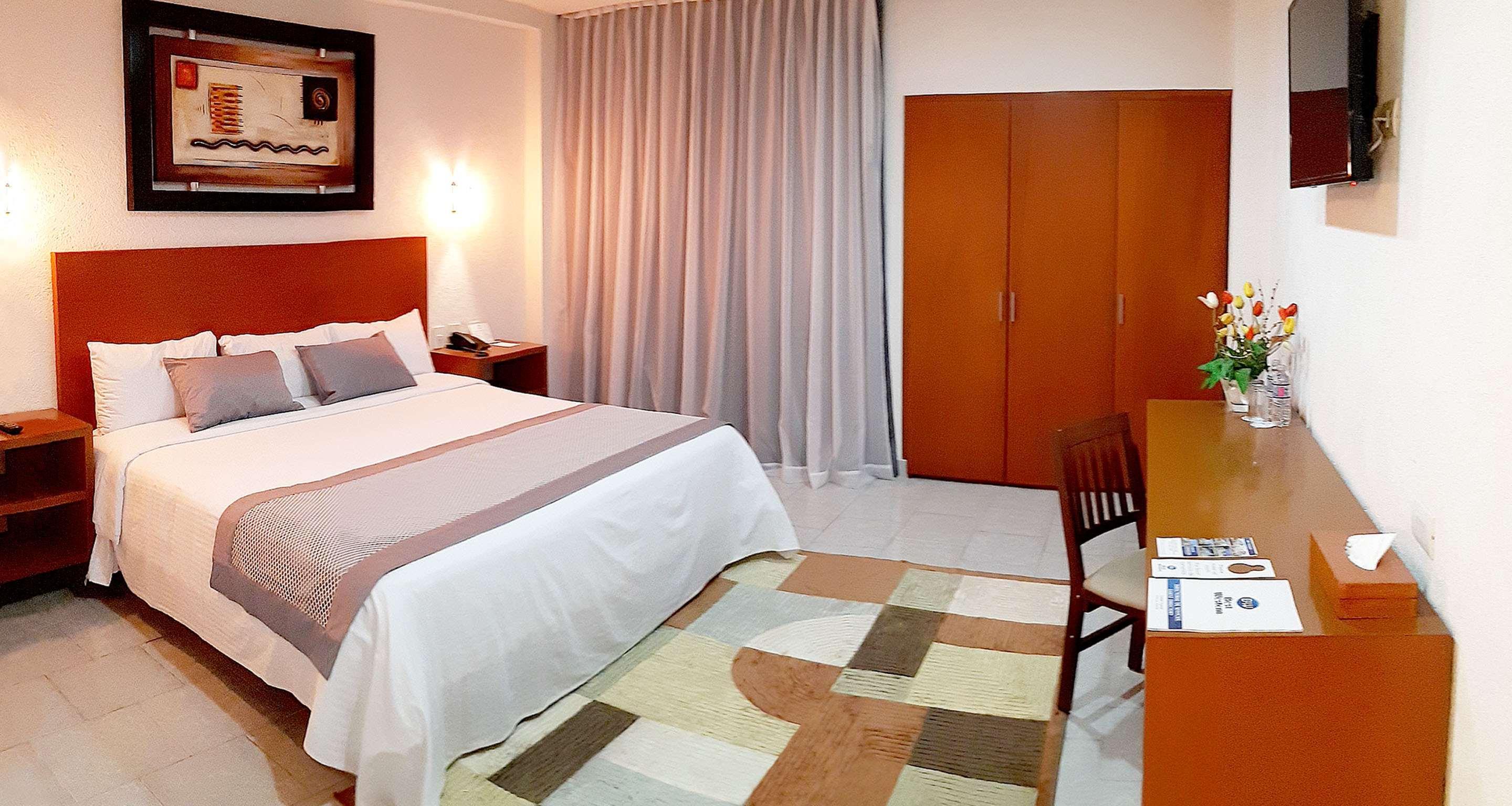Western Hotel 4*