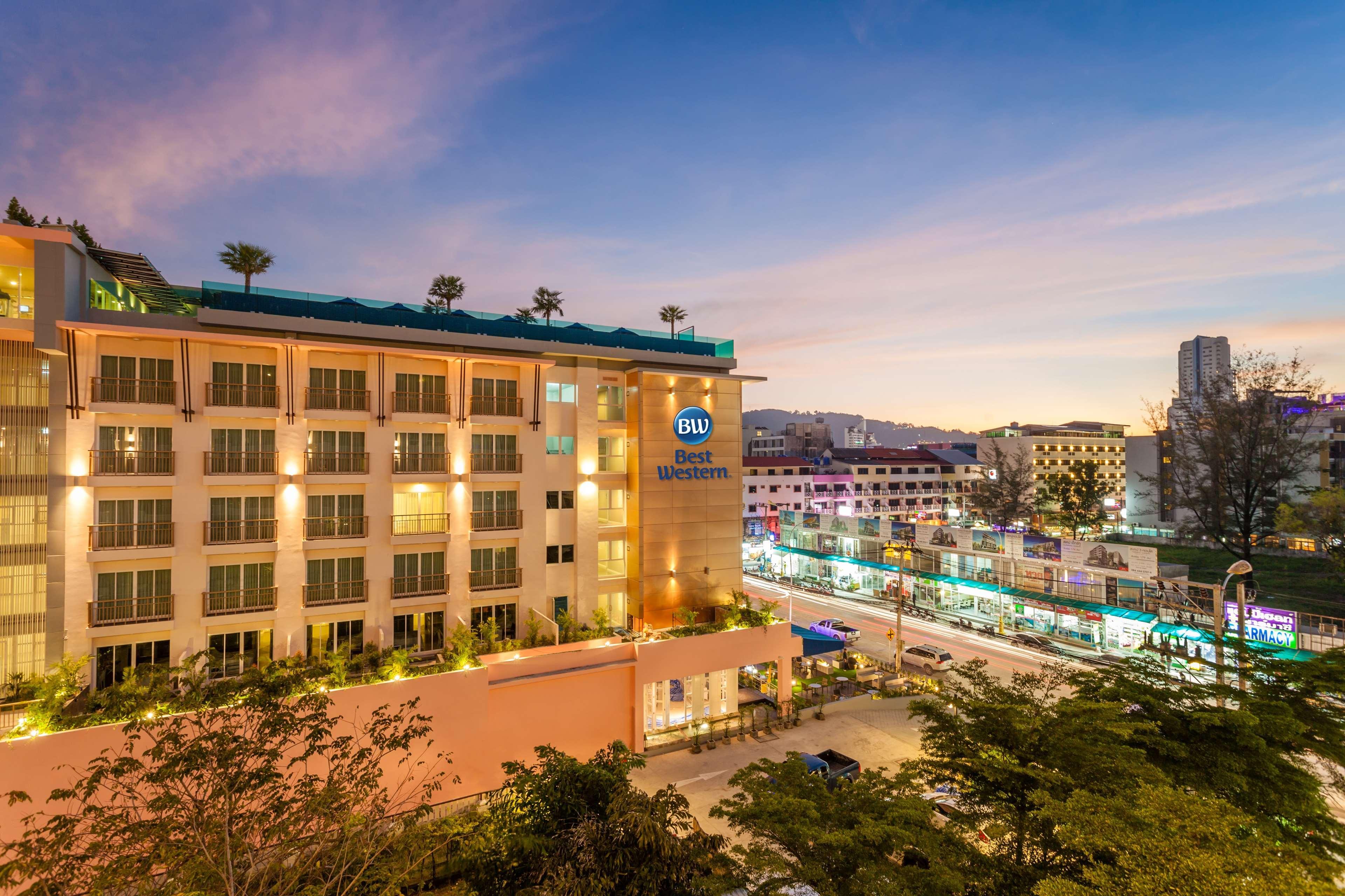 Western 4* Patong