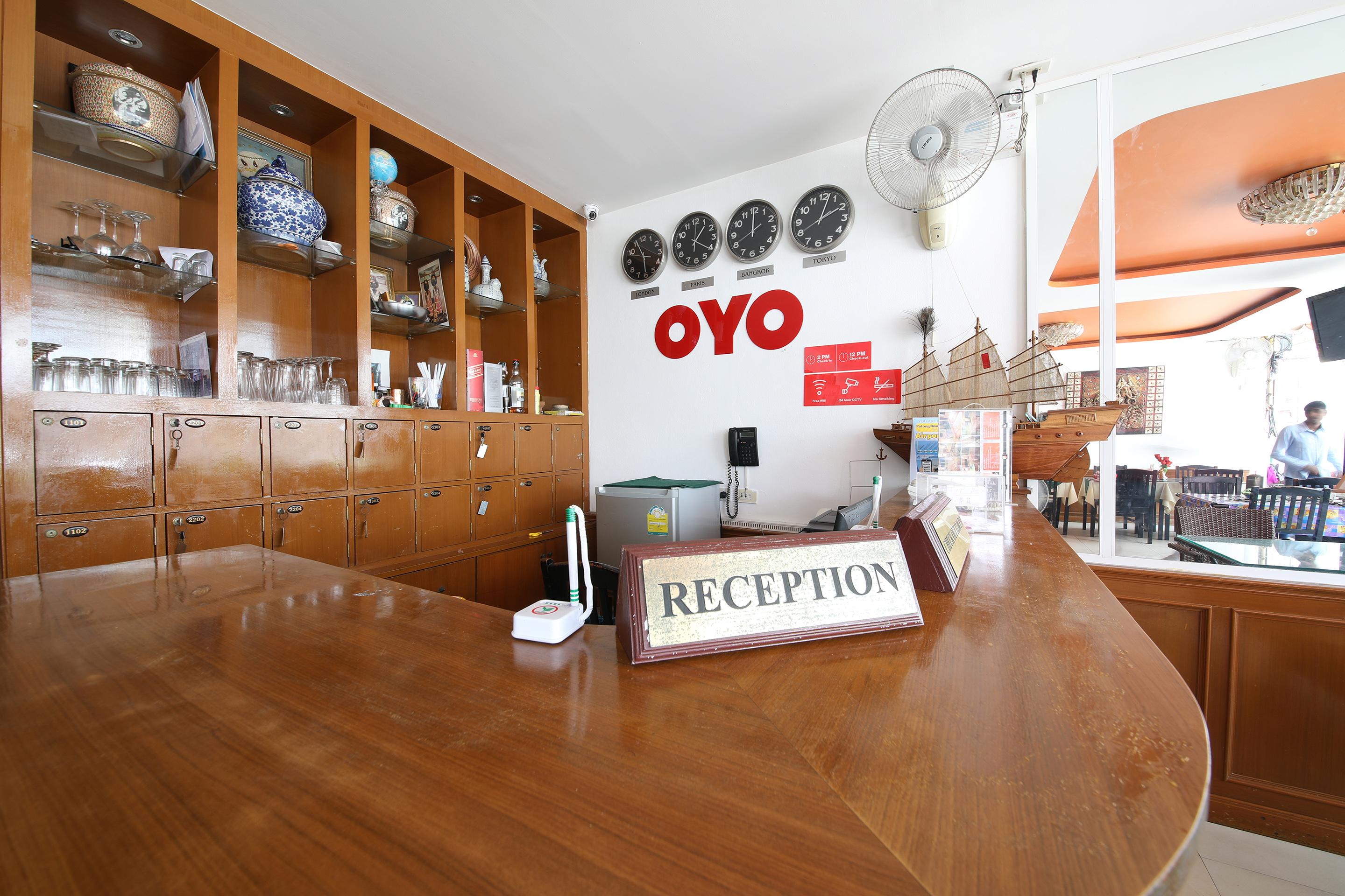 Oyo 126 Station House Hotel Patong