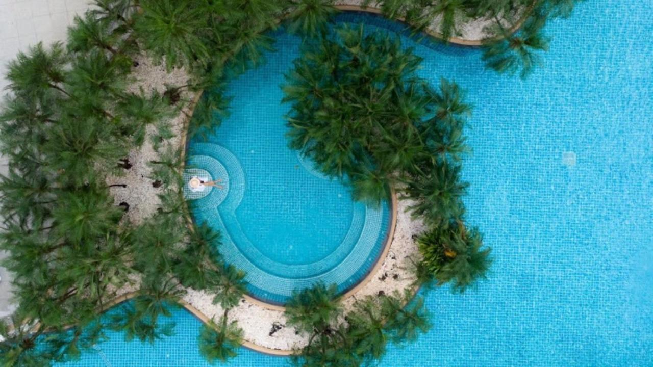 Duangjitt And - Sha Resort Patong