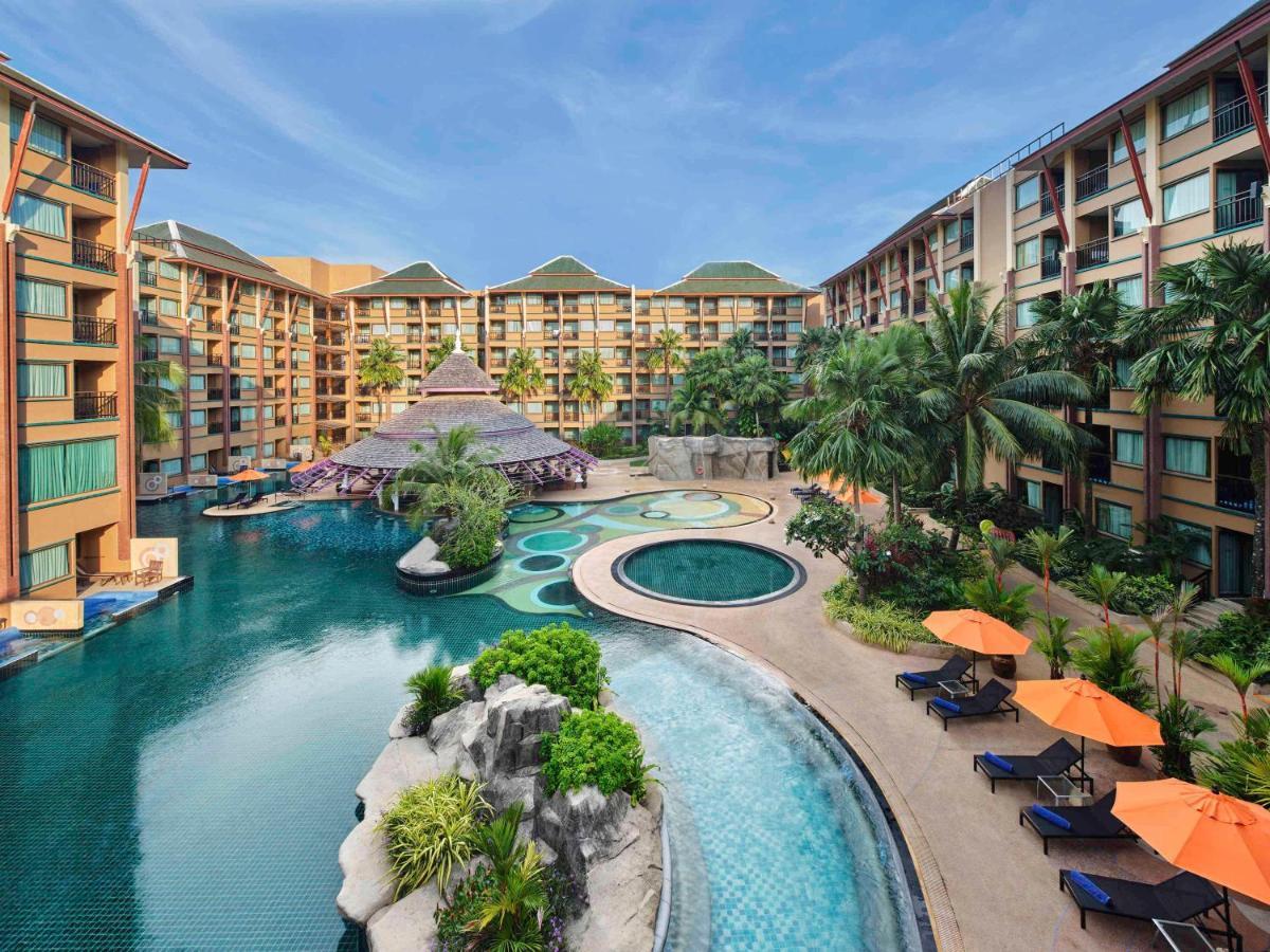 Novotel Phuket Vintage Park Hotel 4*