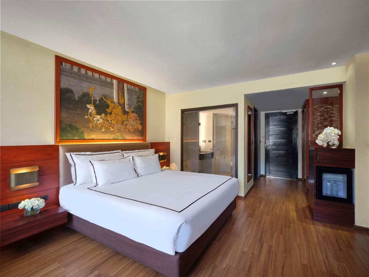 Novotel Phuket Vintage Park 4*