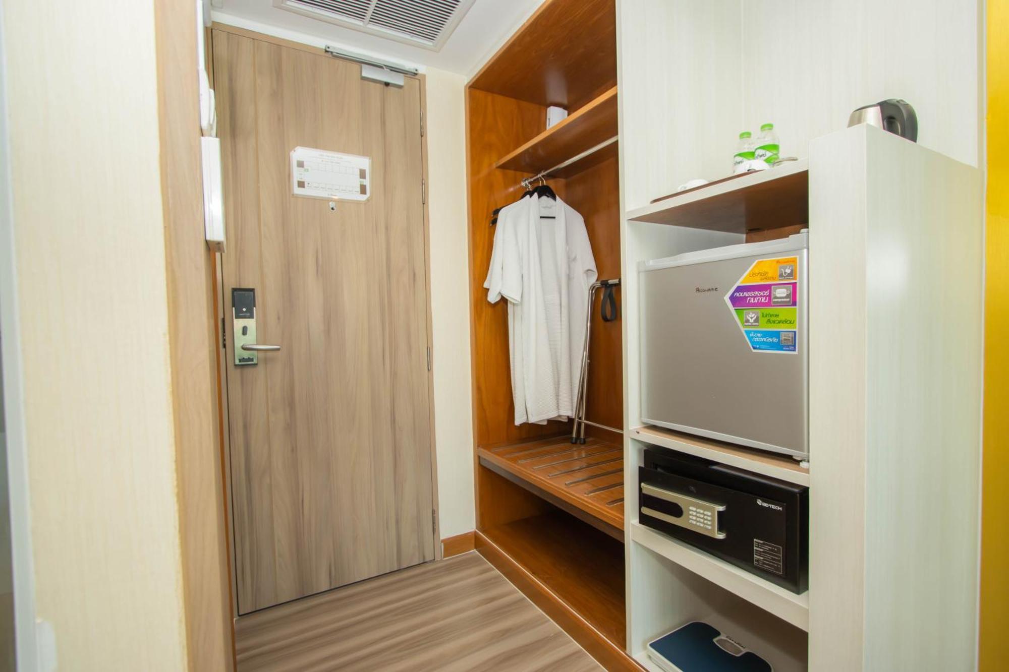 Hotel Sira Grande & 4*