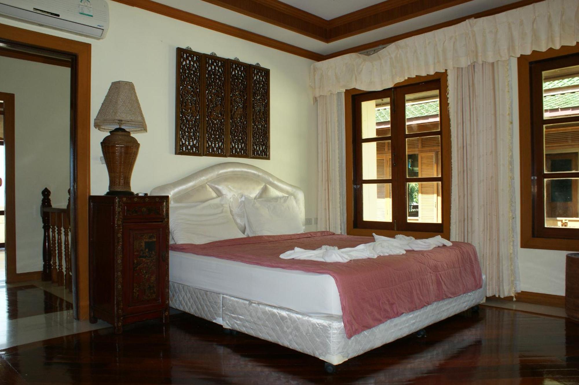 Edouard & Sha Extra Aparthotel 4*