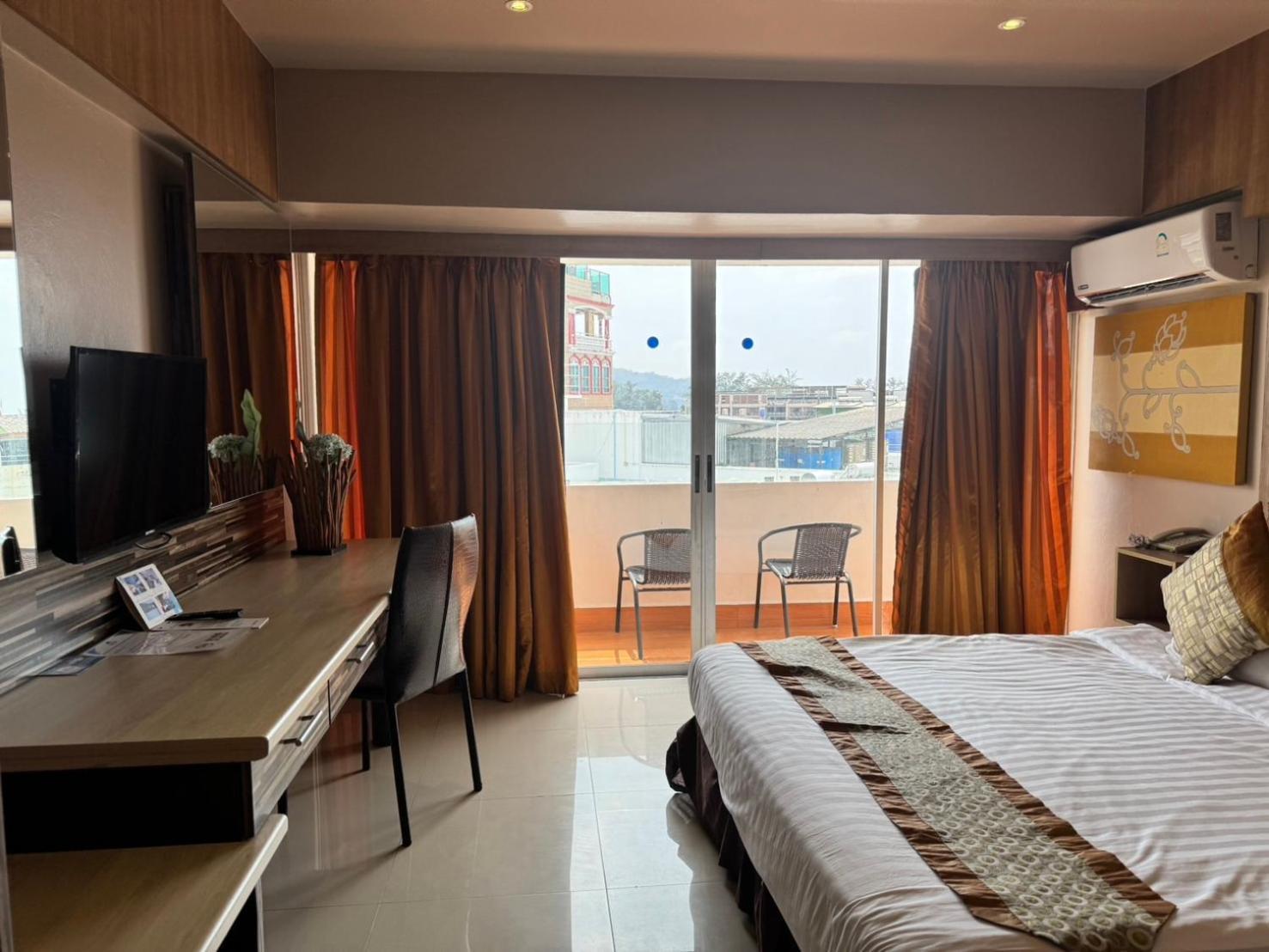 Minium Phuket *