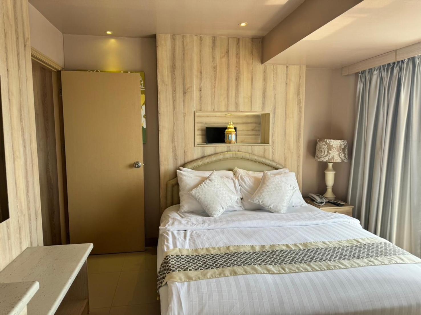 Minium Phuket Apartment *