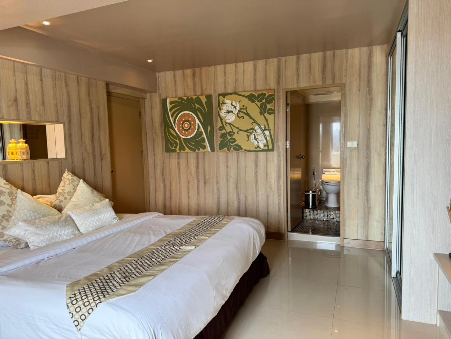 Minium Phuket Apartment *