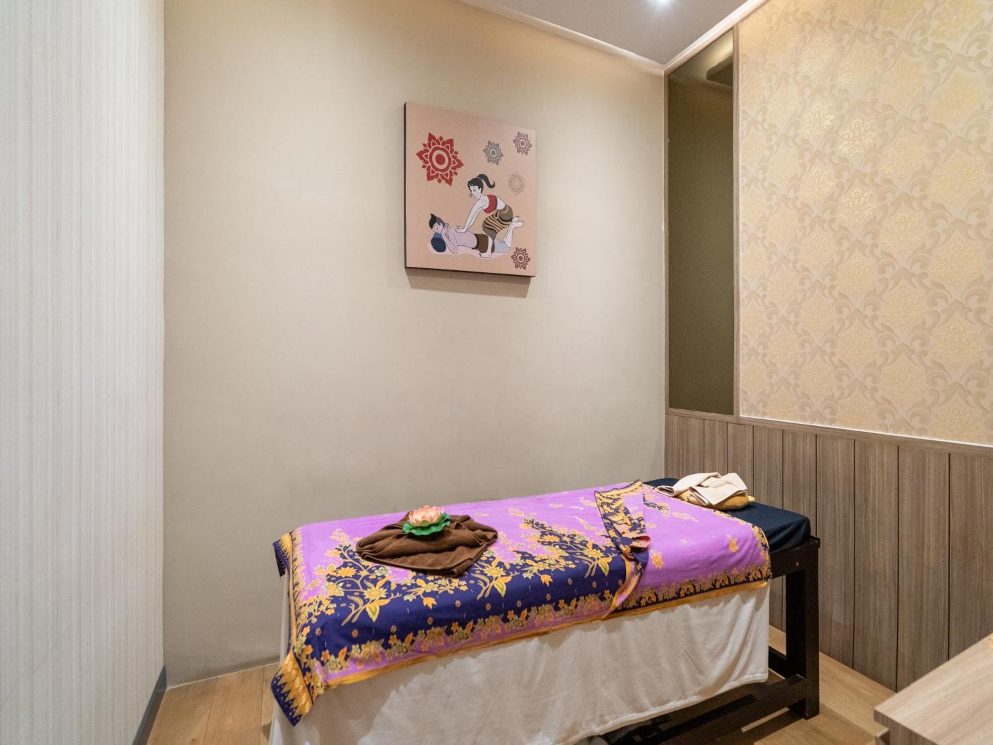 Hotel Patong Bay 4*