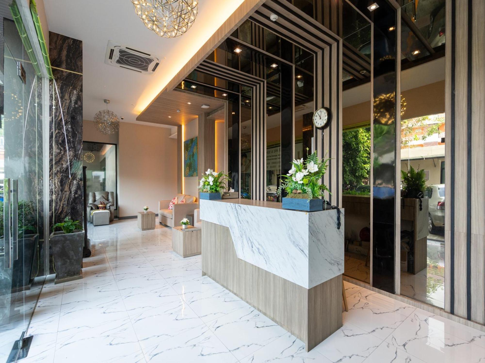 Patong Bay 4* Phuket