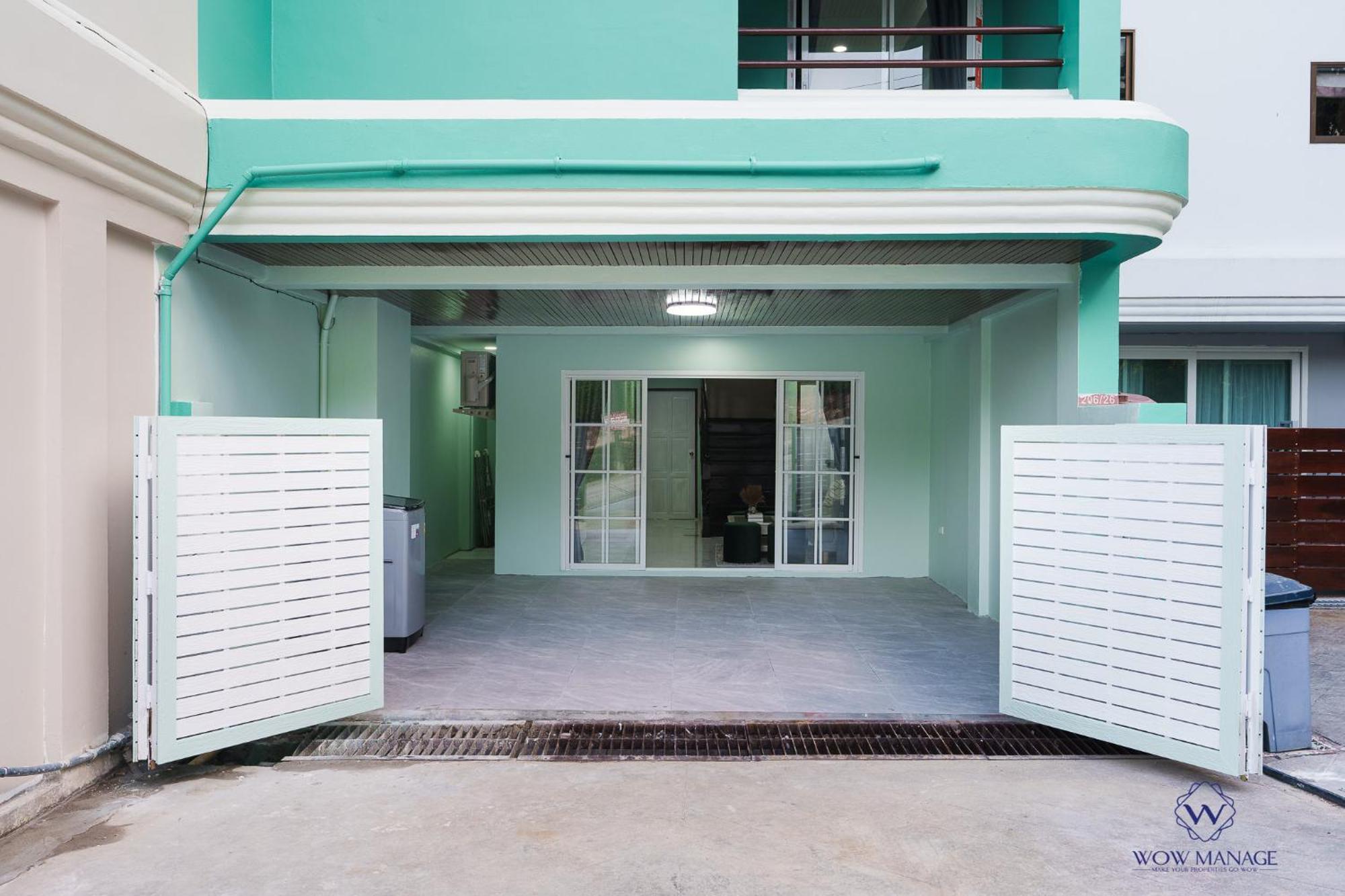 Enjoy Sunset Rainbow Alley - Wow Townhouse At Hill Apartment *