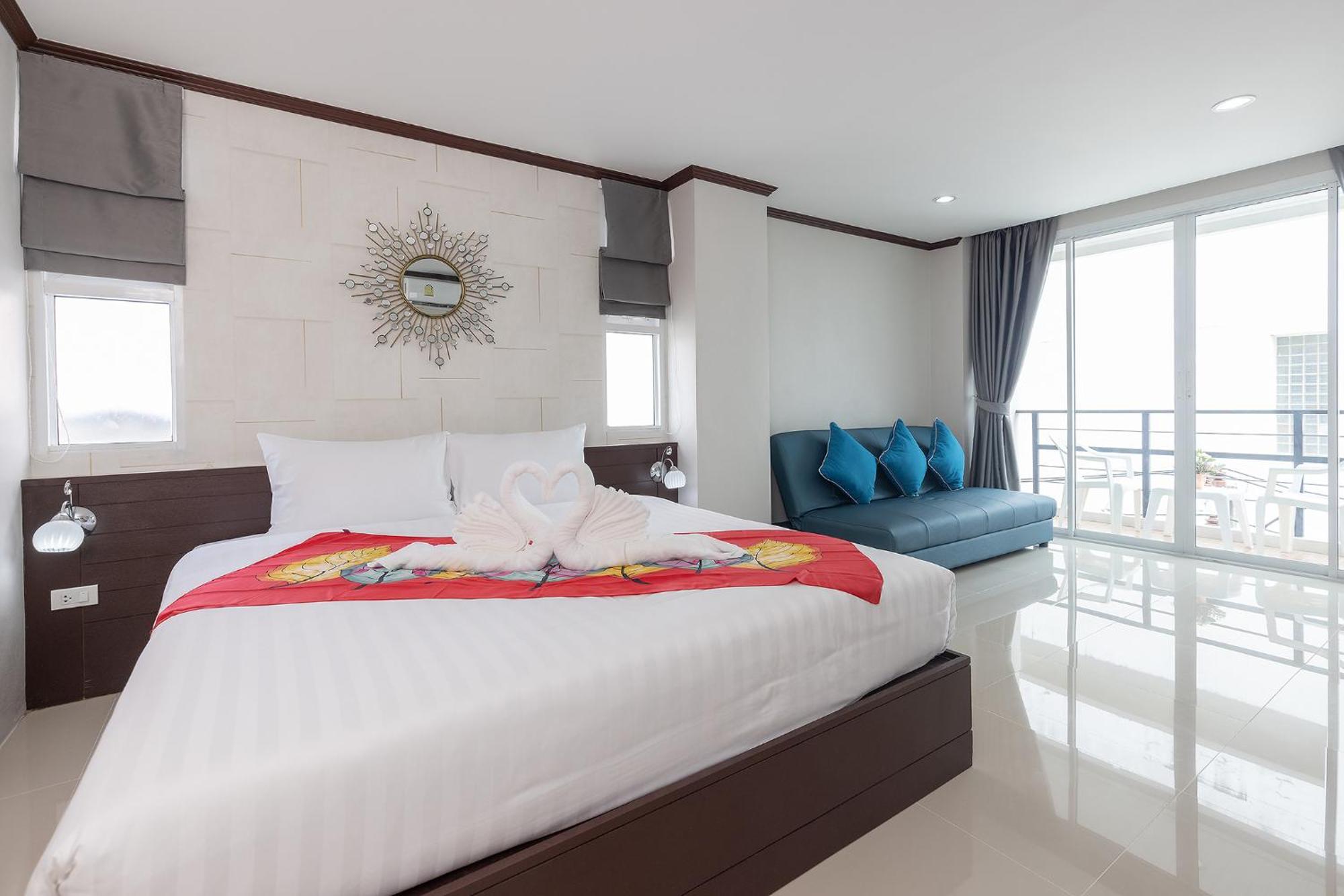The Chic 3* Patong