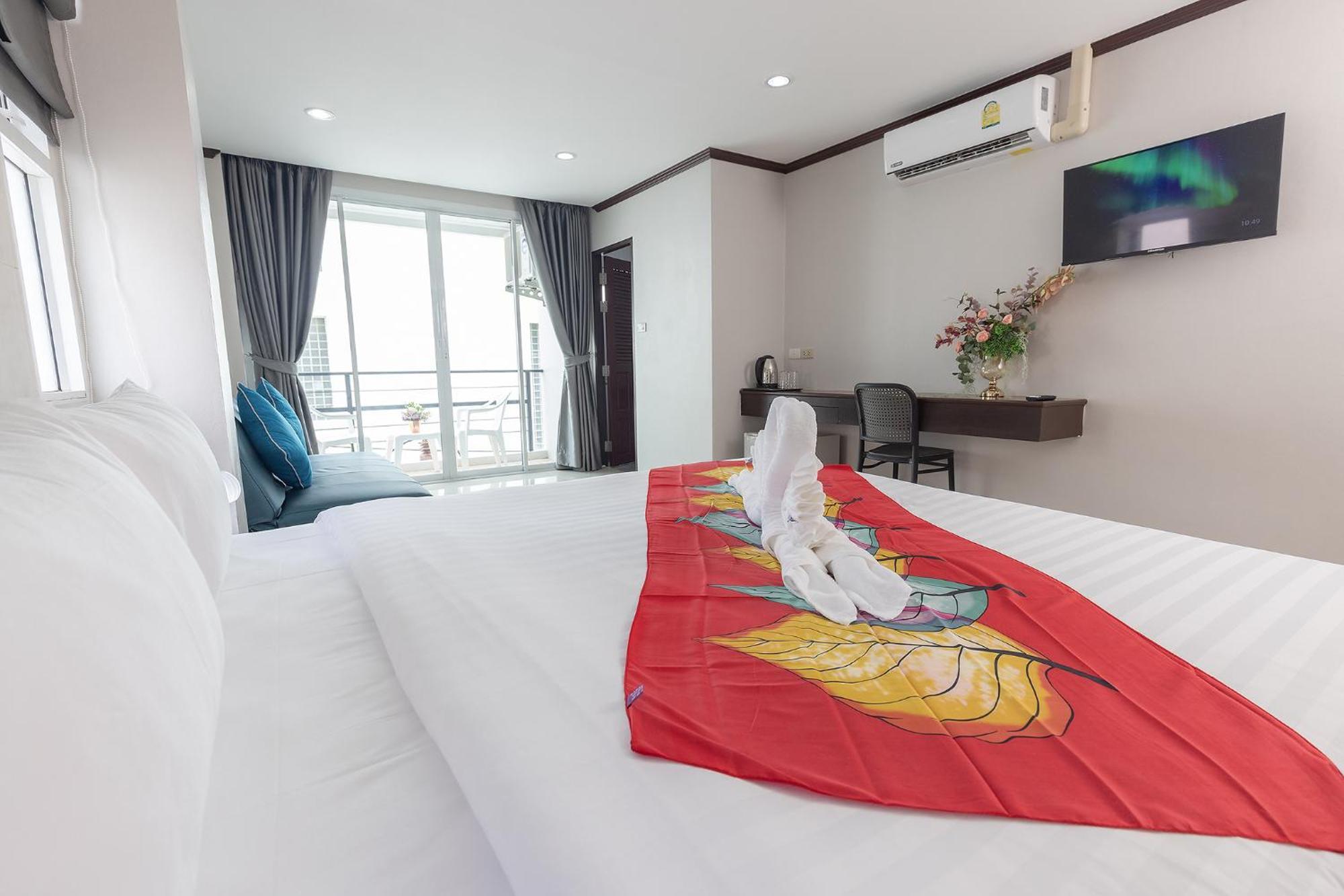 The Chic Patong