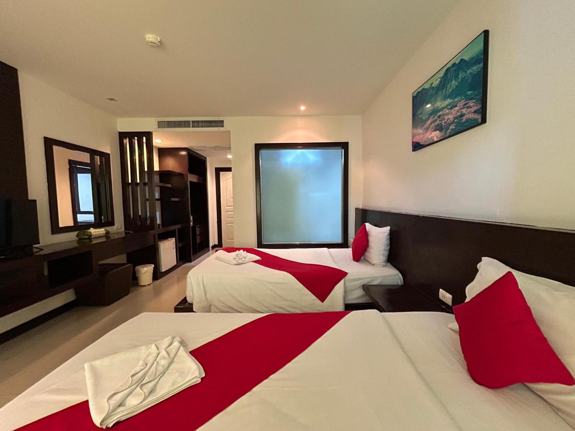 Cocoon Apk & 4* Patong