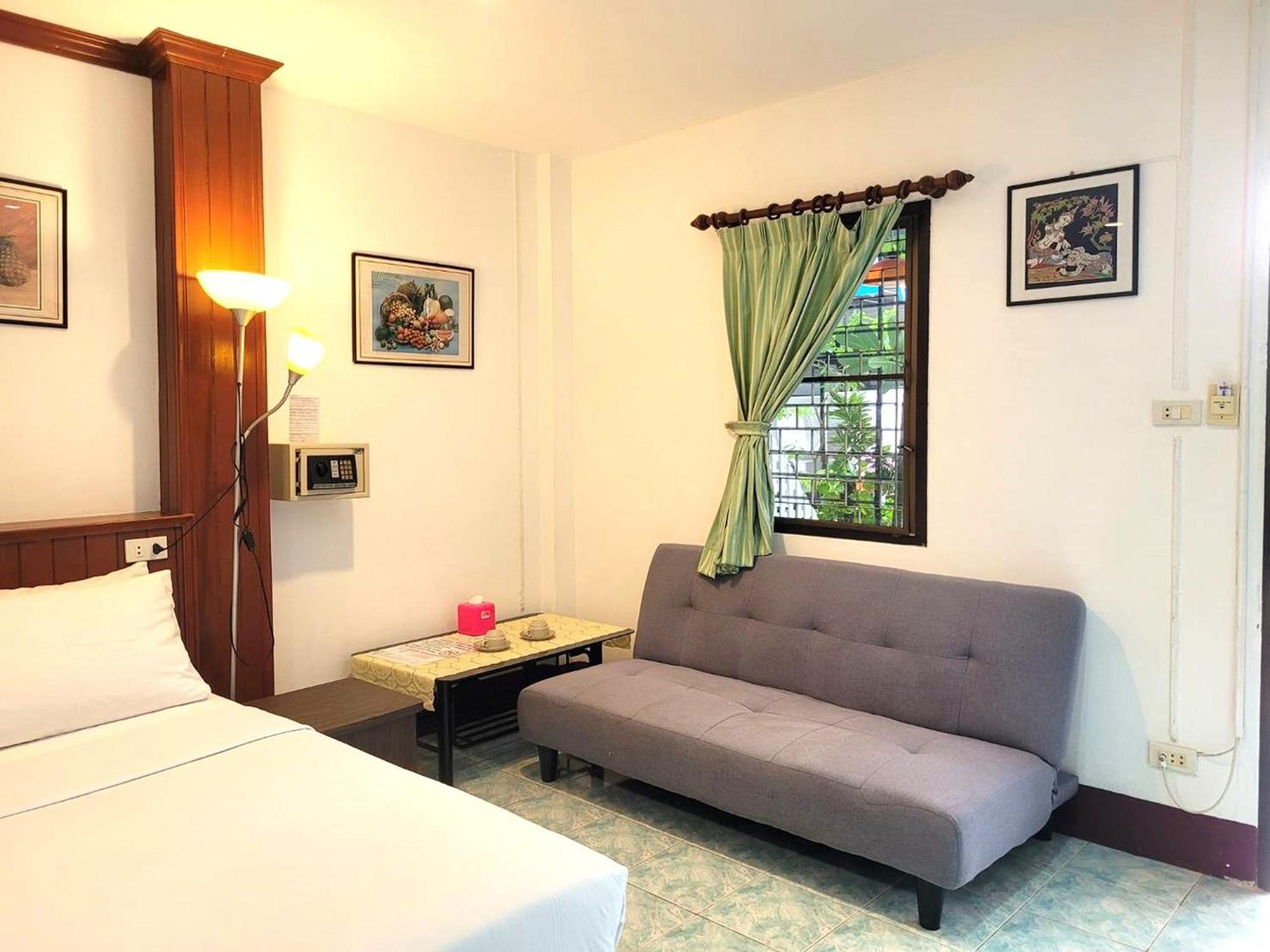 Rabbit Mansion Guest house 2*
