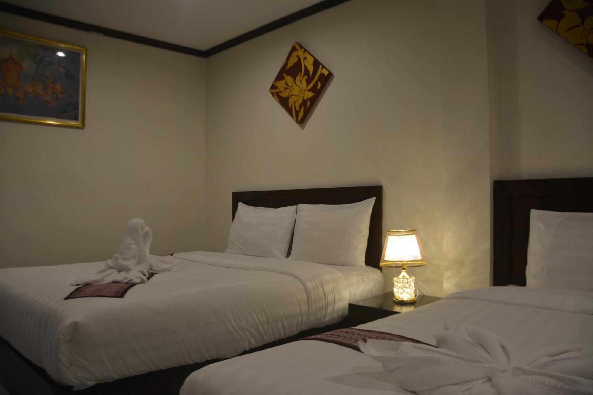 Moon Guest house 2*