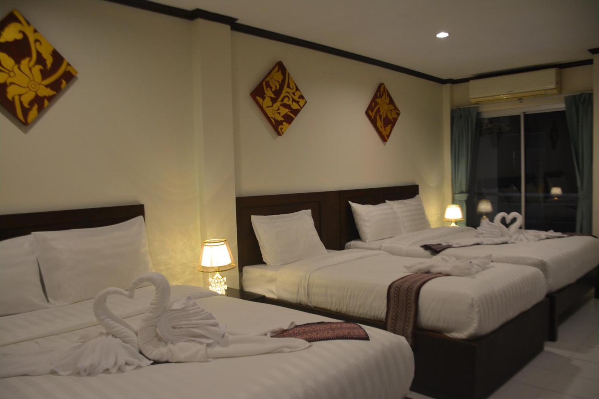 Moon Guest house 2*