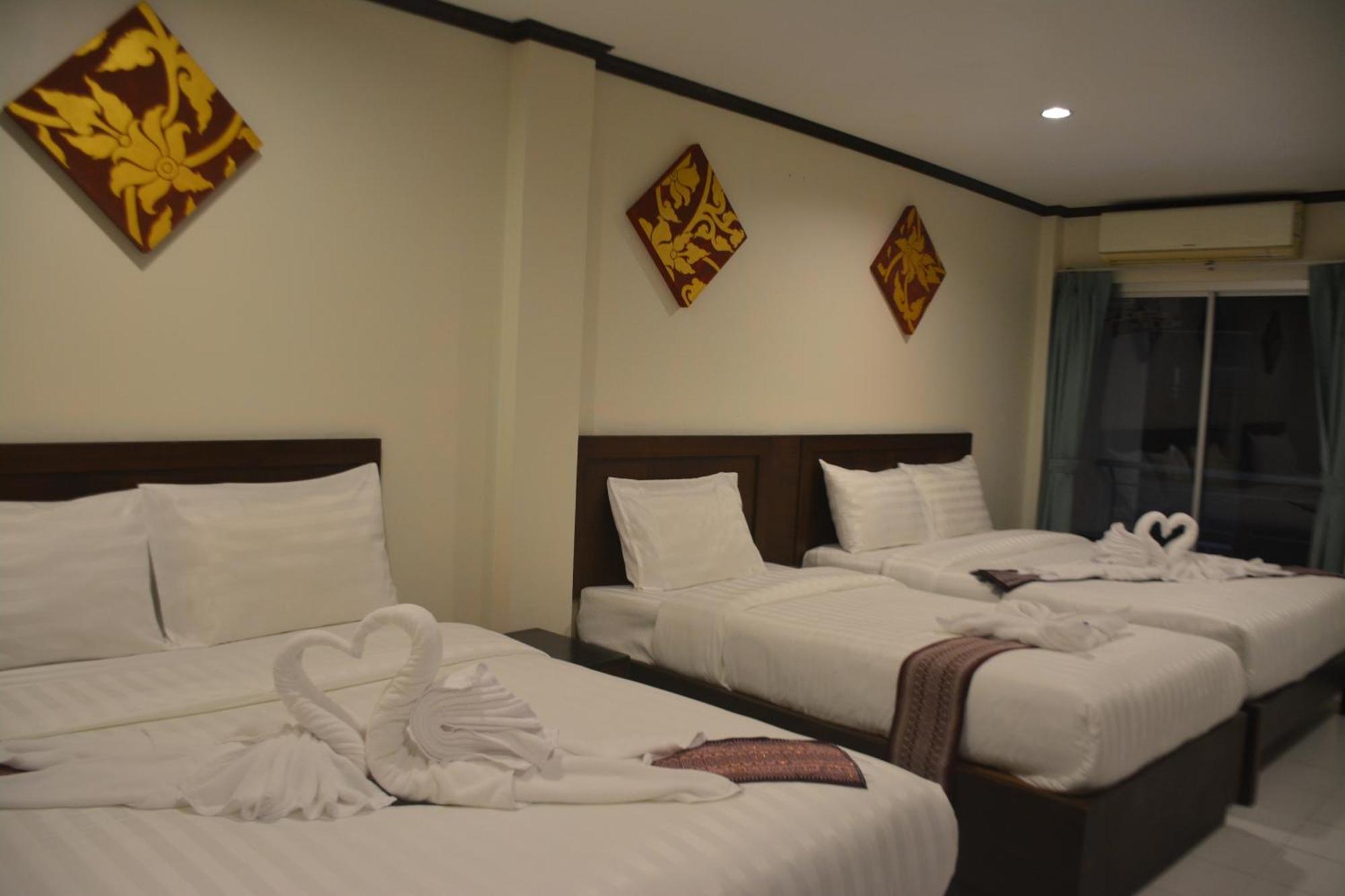 Moon Guest house 2*