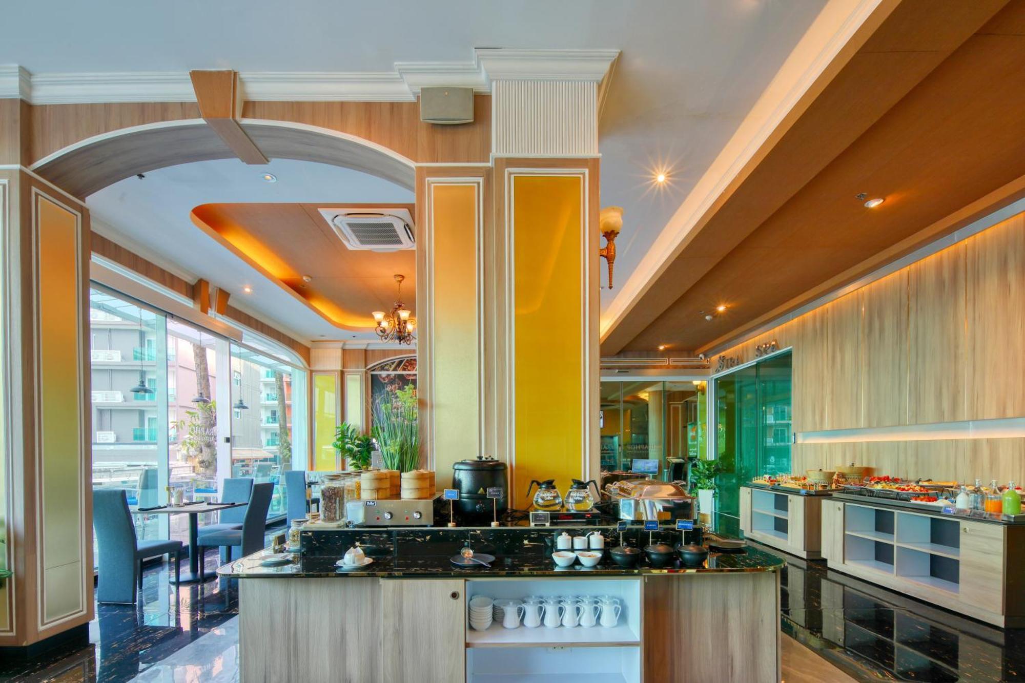 Hotel Sira Grande & 4*