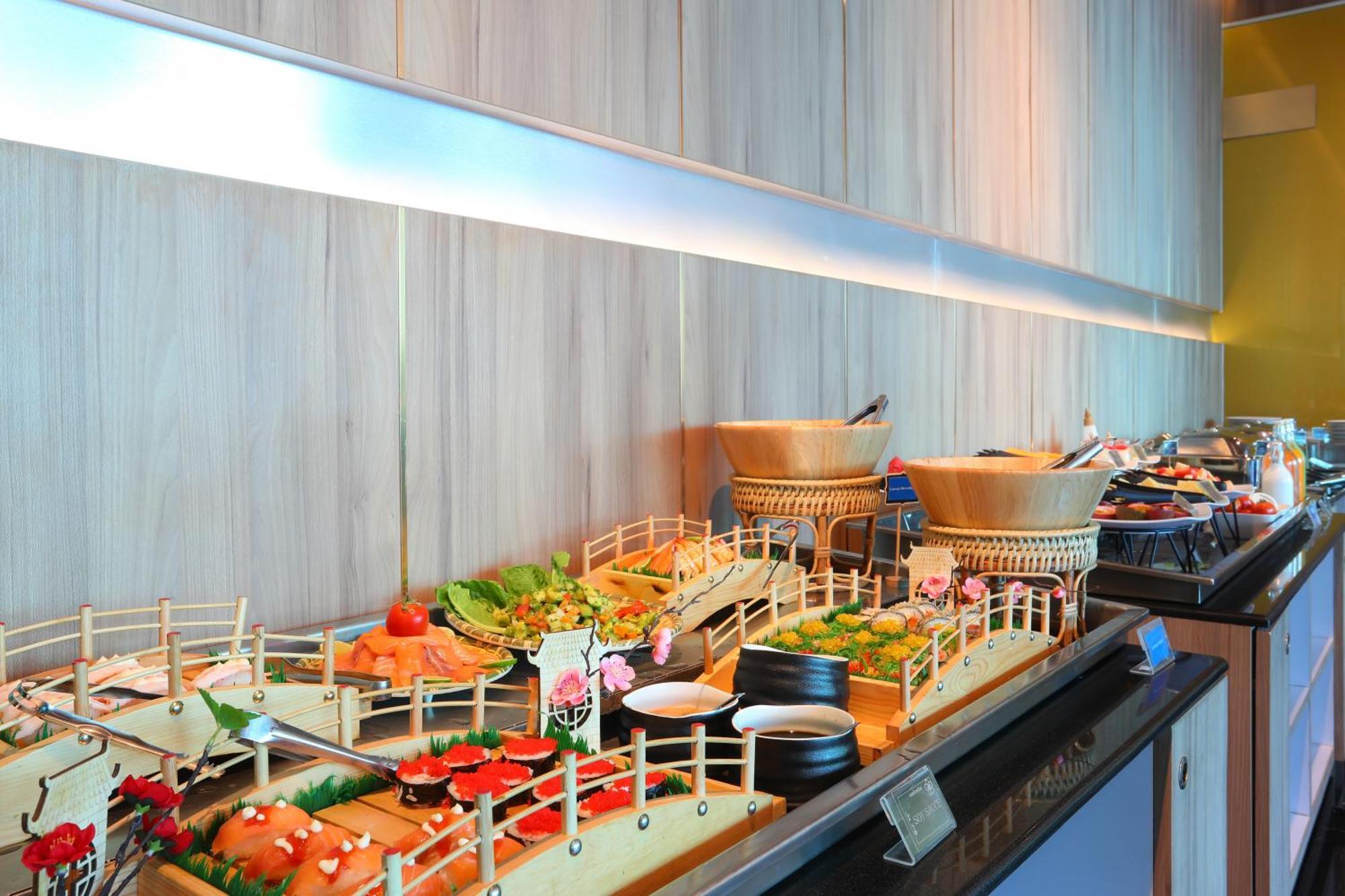Hotel Sira Grande &