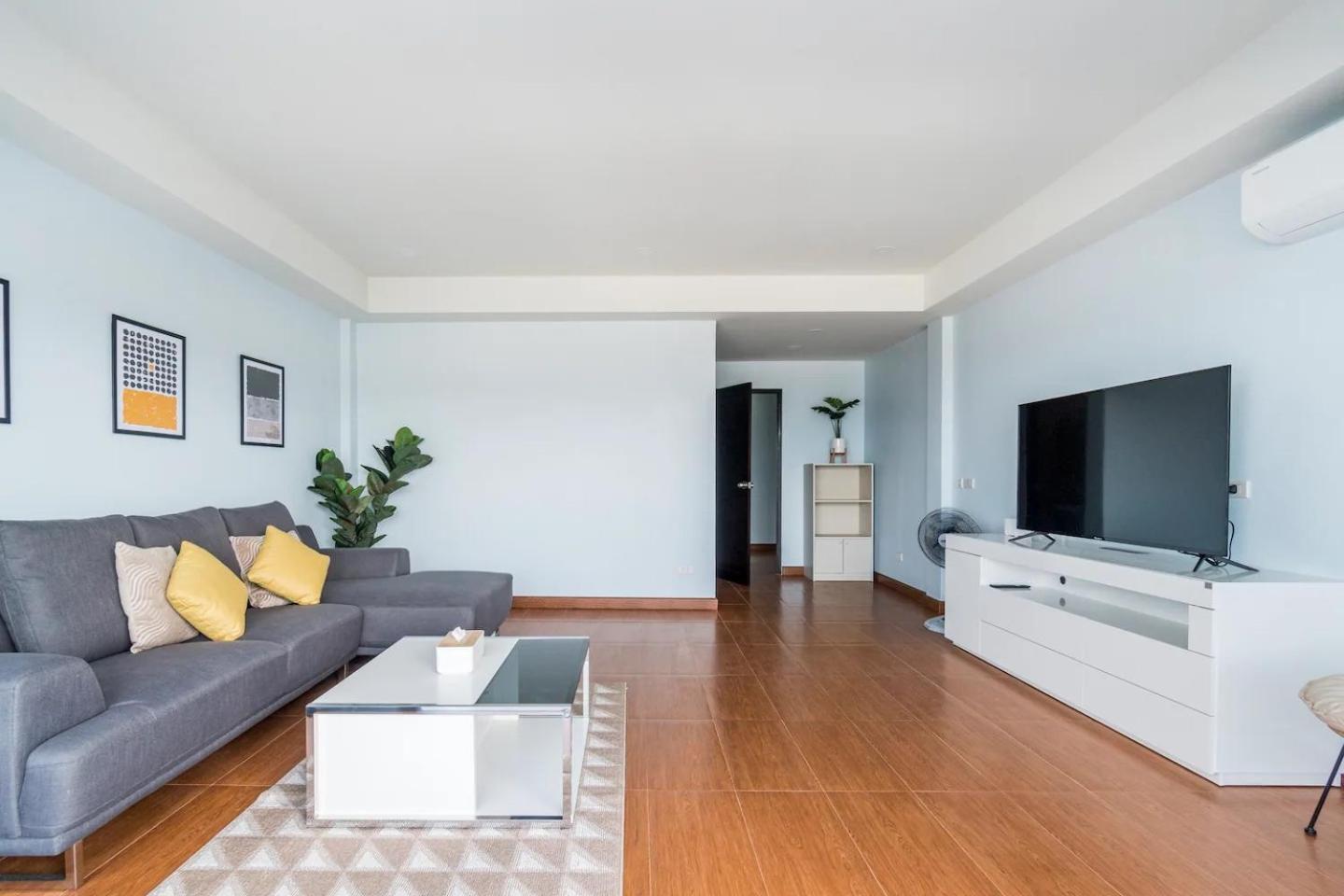 Apartment Enjoy Sunset Rainbow Alley - Wow Townhouse At Hill