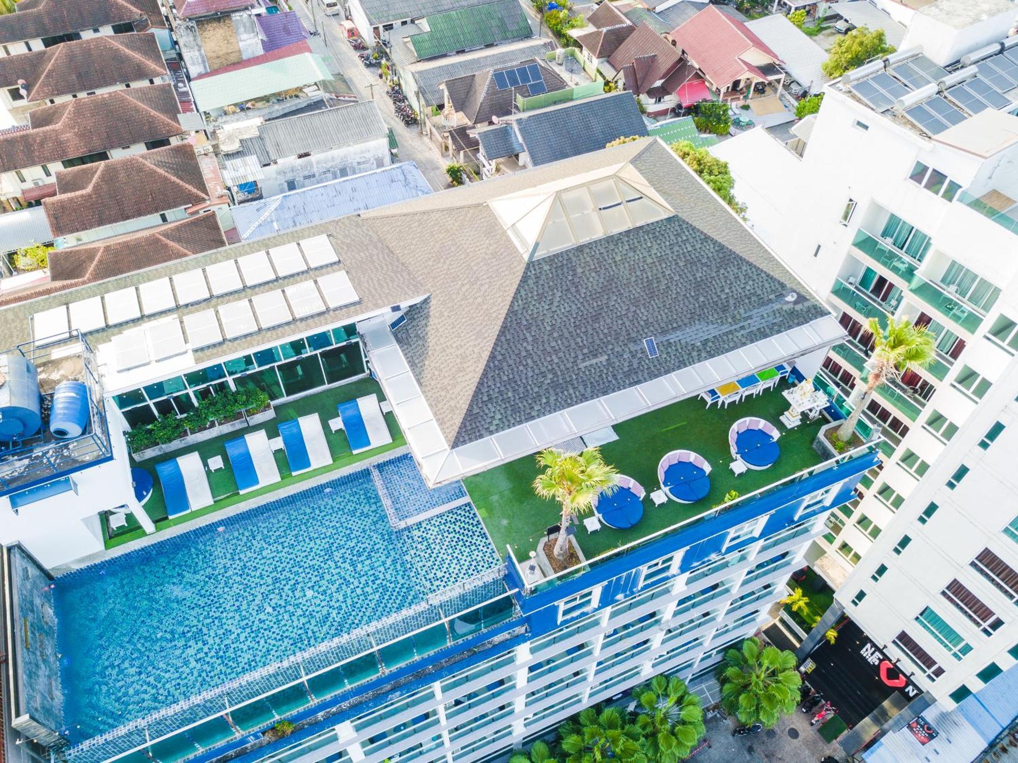 Sira Grande & Hotel 4*