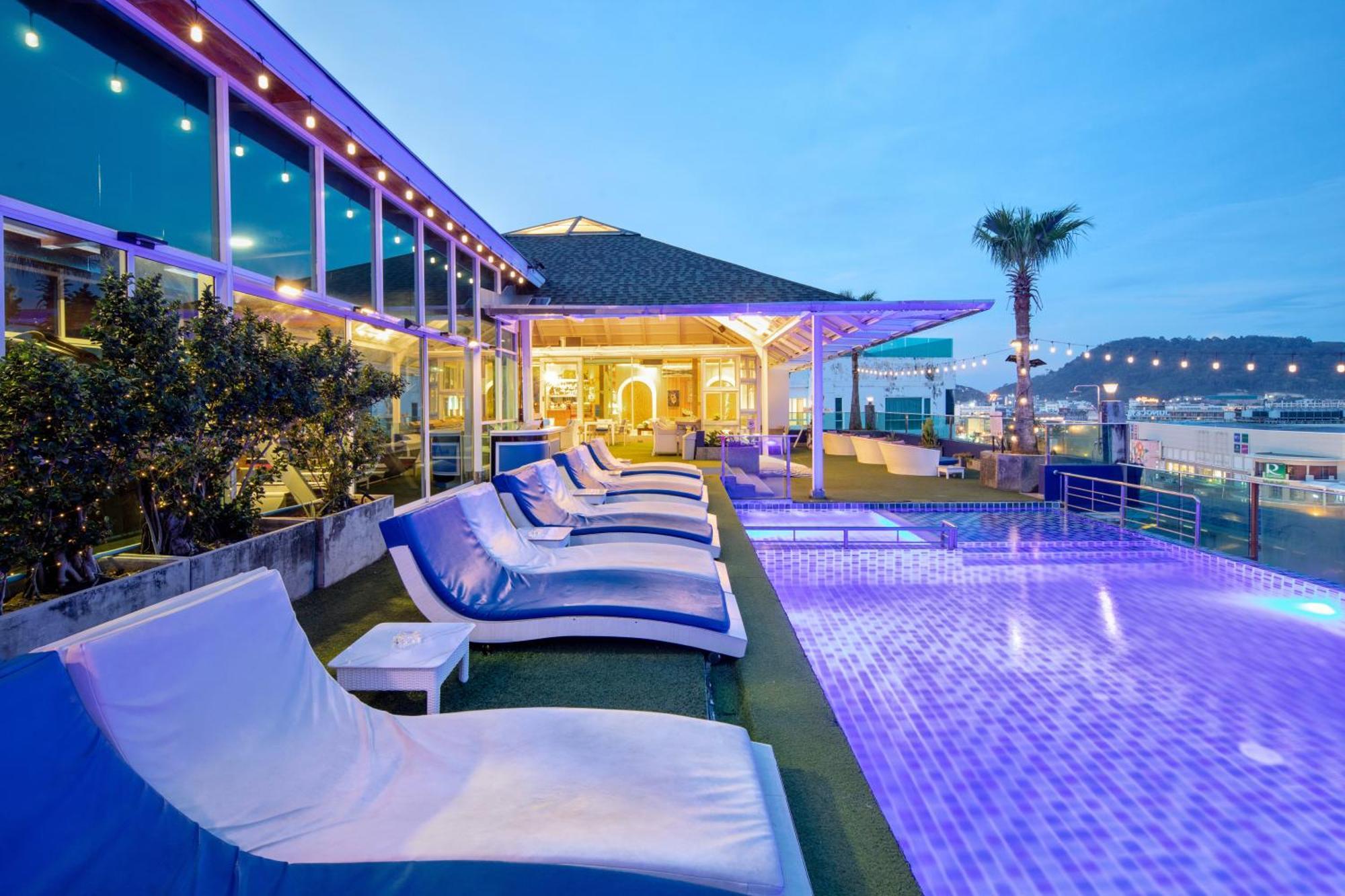 Hotel Sira Grande & Patong