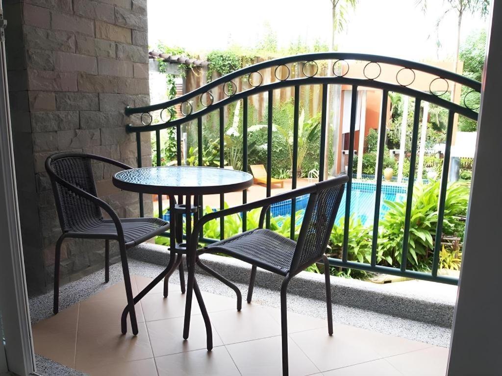 Phuket Ecozy 2*