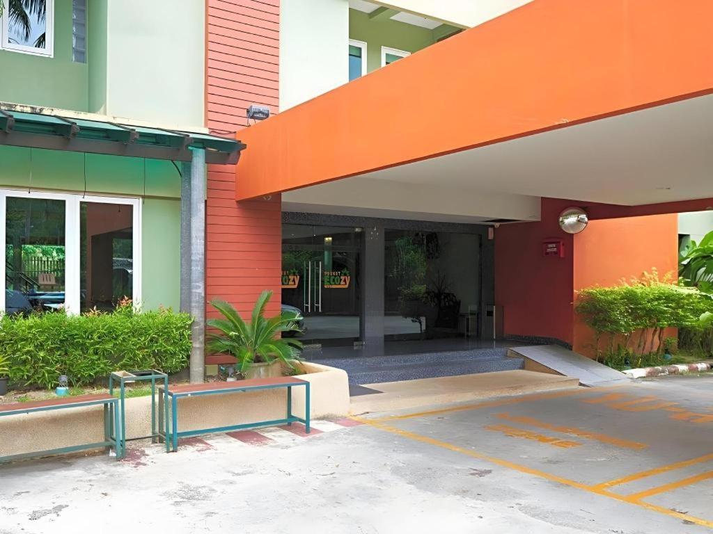 Phuket Ecozy Hotel 2*