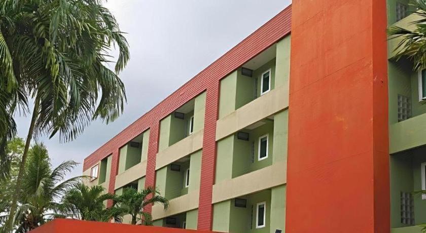 Hotel Phuket Ecozy 2*