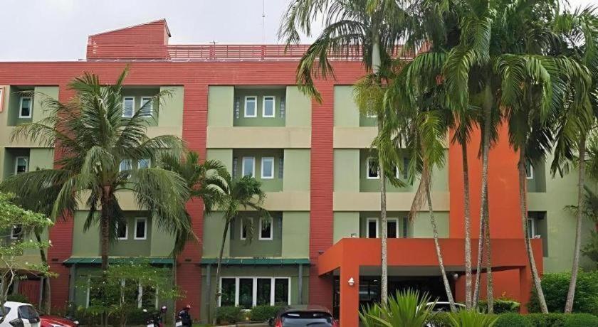 Hotel Phuket Ecozy