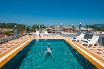 Hotel The Crystal Patong