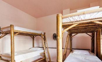 Baan Nitra Guest house *