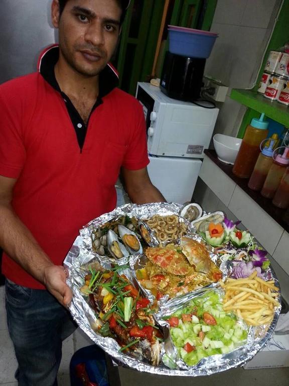 Guest house Rayaan Oriental & Restaurant