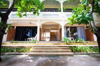Hotel Baan Pron Phateep 3*