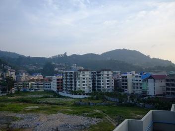 Tree Hug Hotel Patong