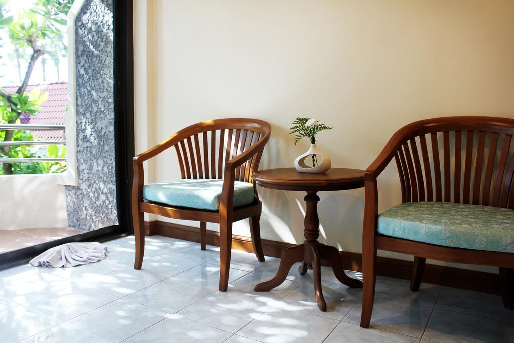 Hotel Baan Pron Phateep Patong