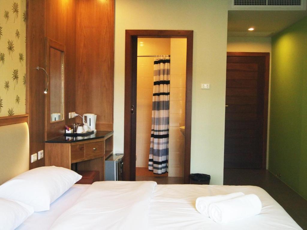 Hotel Phuket Ecozy Patong