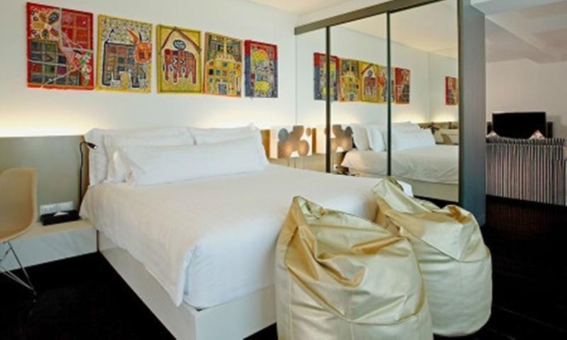 Hotel B - Lay Tong