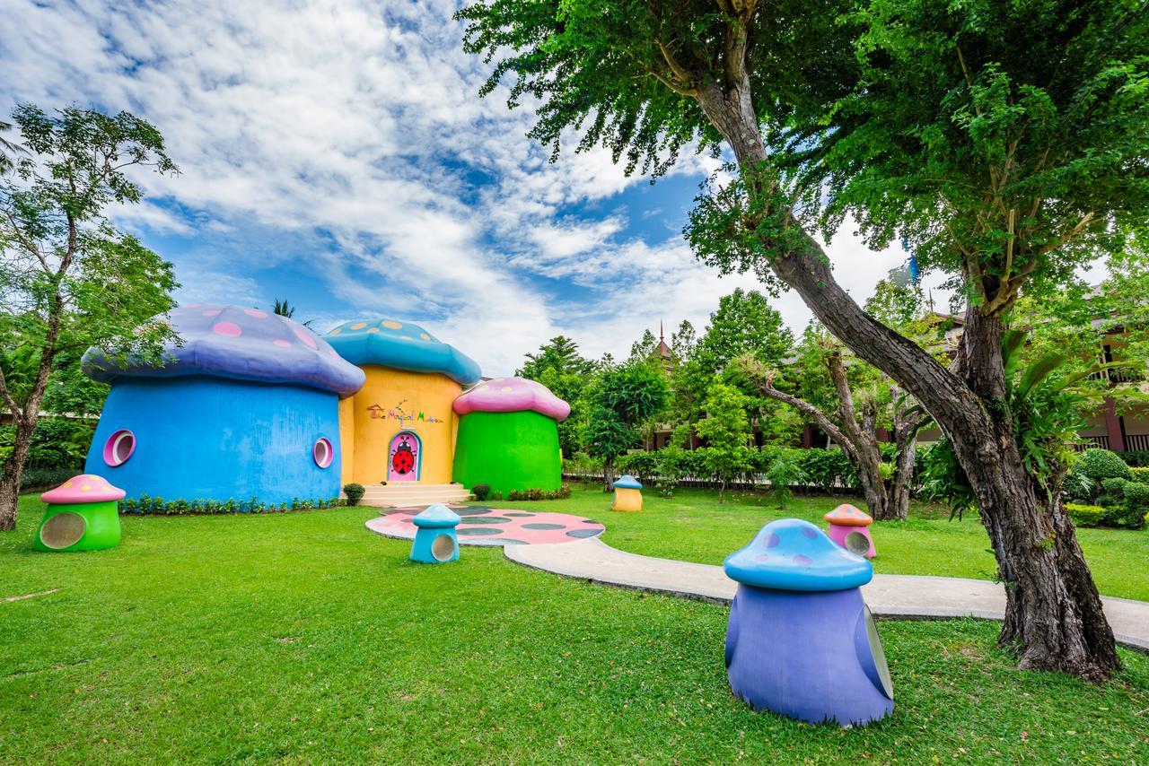 Duangjitt And - Sha Resort
