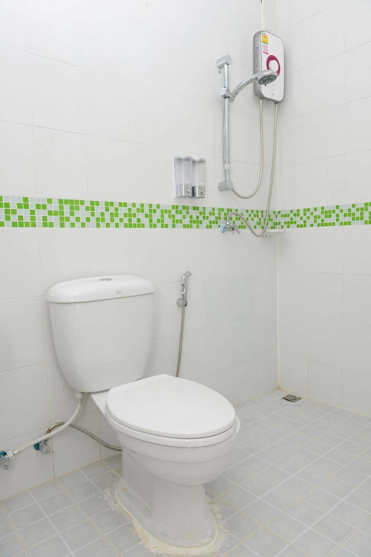 Hotel Oyo 1078 Enrich Boutique Place