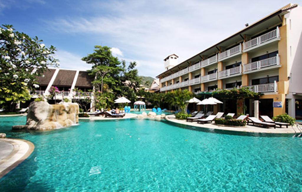 Thara & 4* Patong