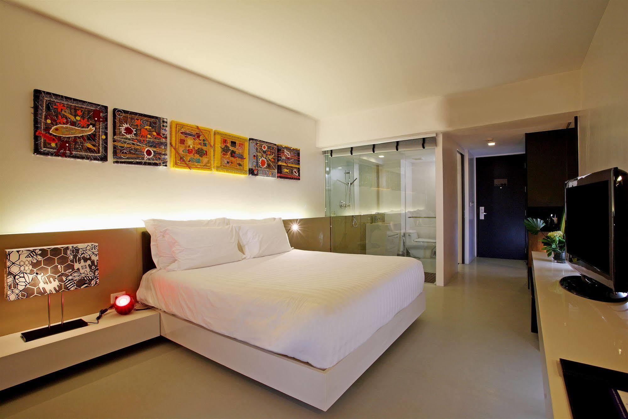 B - Lay Tong Phuket