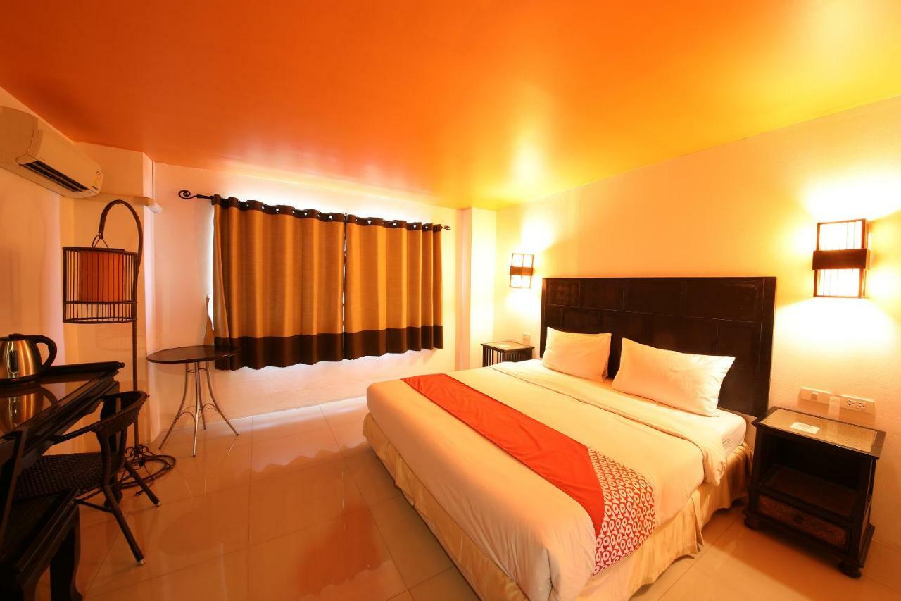 Oyo 126 Station House Hotel 2*