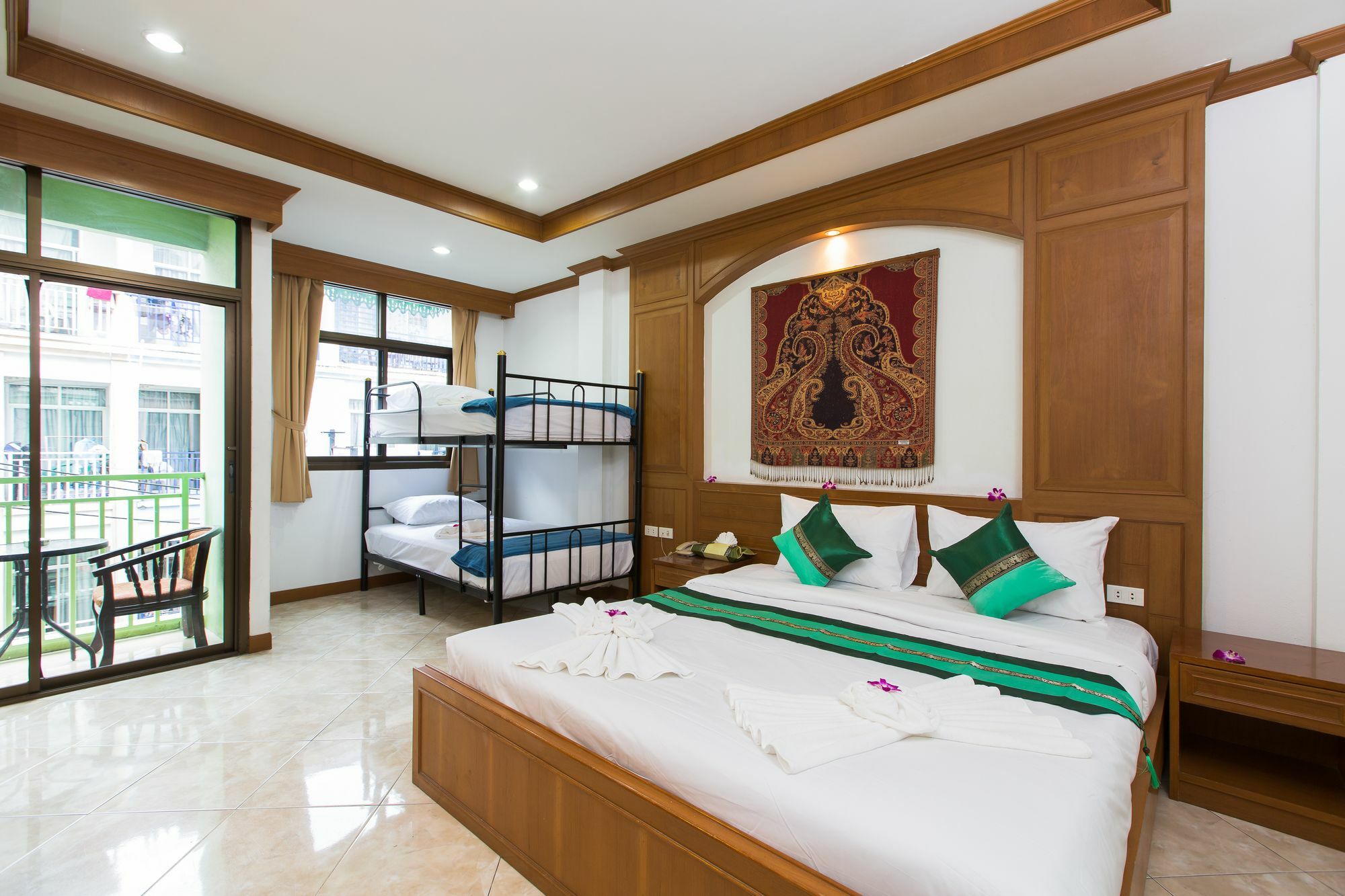 Hotel Magnific 2*