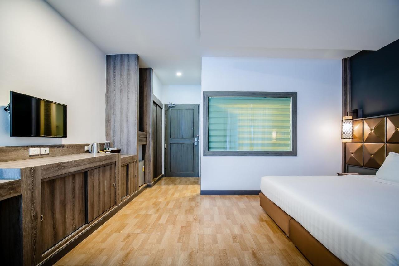 Hotel Add &